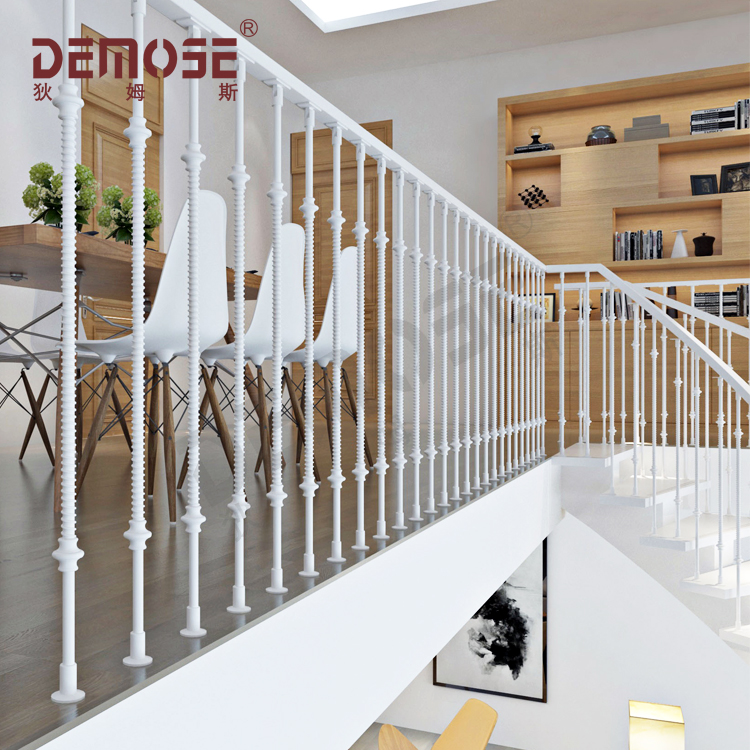 鐵藝欄桿圍欄維修養(yǎng)護(hù)技巧