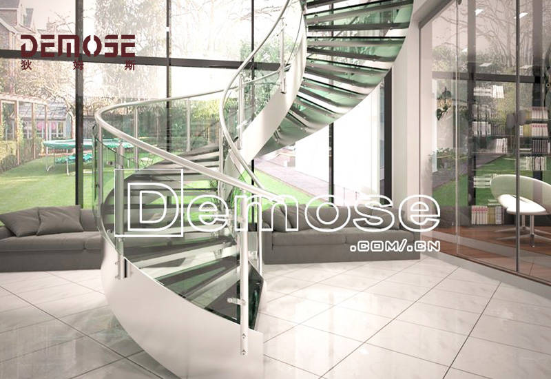 特立尼達島客戶樓梯工程