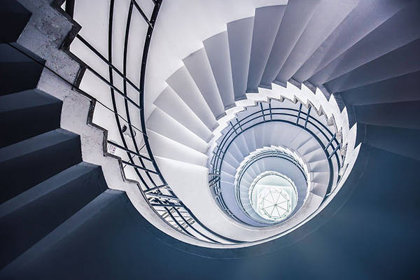 室內(nèi)旋轉(zhuǎn)樓梯 室內(nèi)旋轉(zhuǎn)樓梯