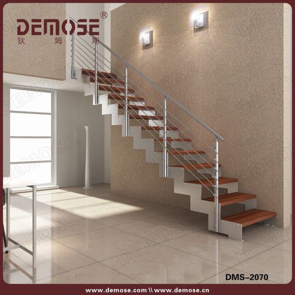 室內不銹鋼樓梯