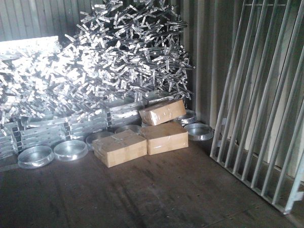 新加坡李先生8套旋轉(zhuǎn)樓梯出貨