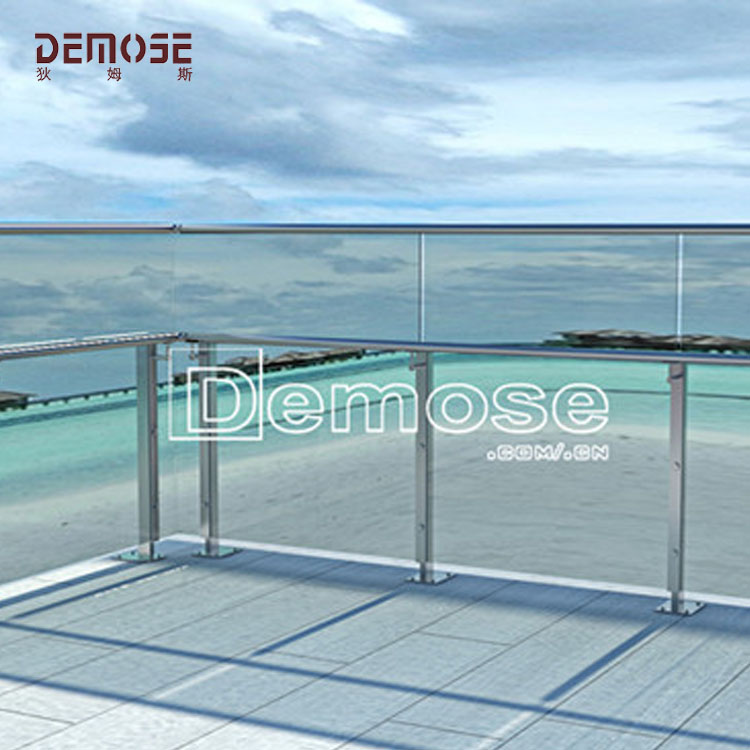 澳大利亞玻璃欄桿工程