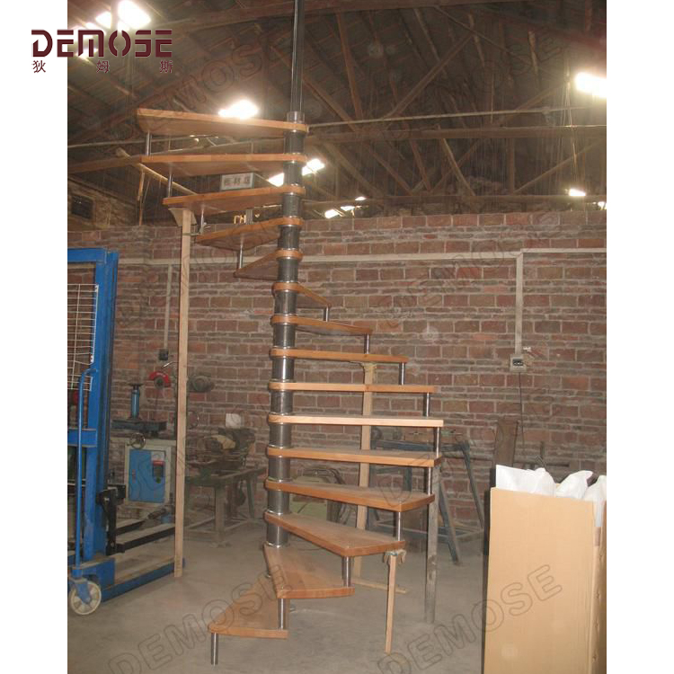 阿塞拜疆高小姐30套鋼木旋轉(zhuǎn)樓梯