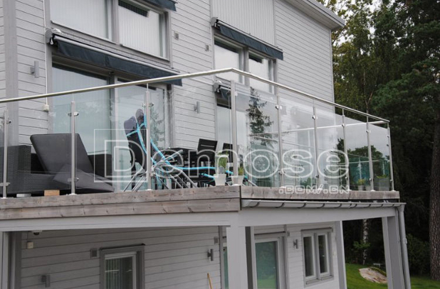 陽臺玻璃護欄圖片