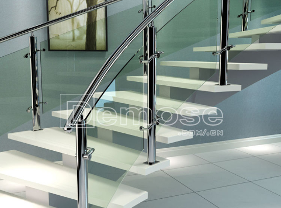 不銹鋼樓梯扶手的價格和性價比分析