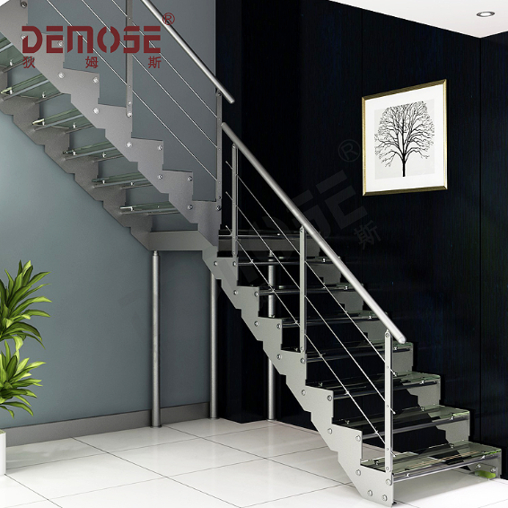 鋼結(jié)構(gòu)樓梯設(shè)計的實用性與美感探討