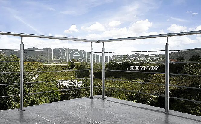 不銹鋼護(hù)欄 不銹鋼護(hù)欄